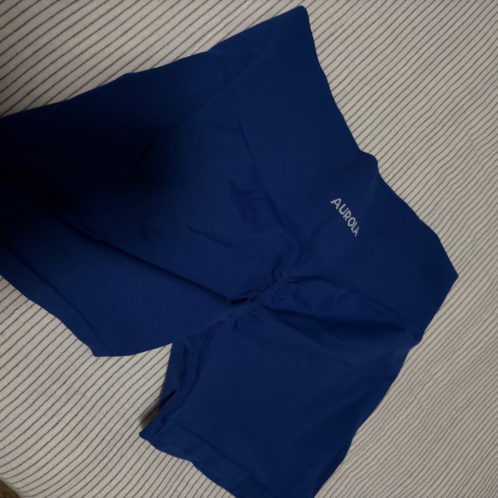 Aurola workout shorts